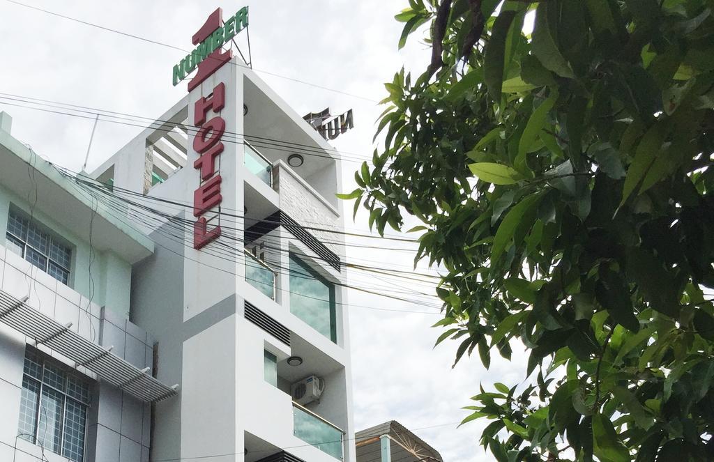 Number One Hotel Cần Thơ Zewnętrze zdjęcie